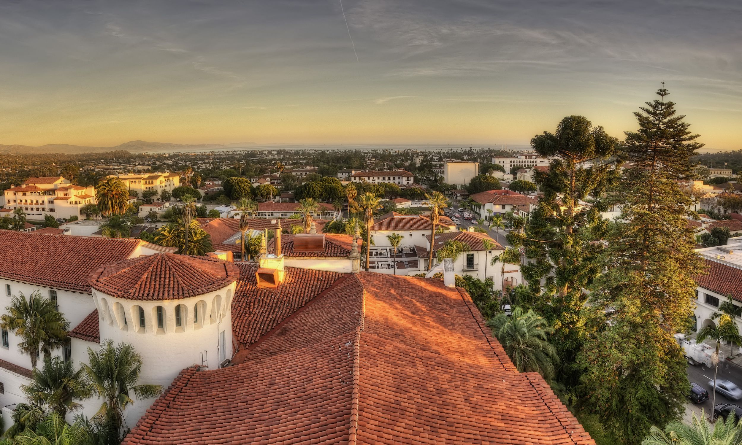 How a Santa Barbara Business Attorney Helps Business Owners